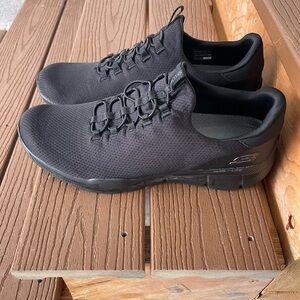 Men’s Skechers Shoes Size 11